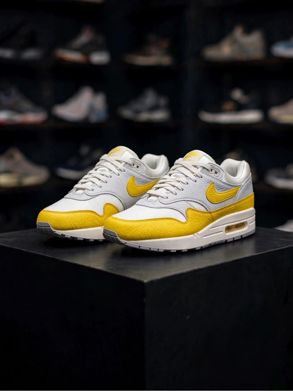 Nike Women's Air Max 1 'Tour Yellow' (2022) W11/M9.5